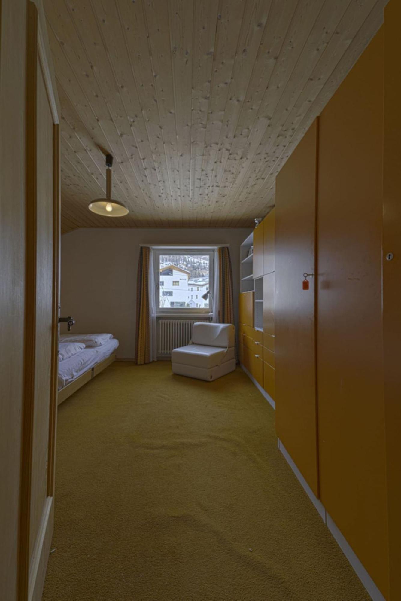 Chesa Clus - Zuoz Apartment Luaran gambar